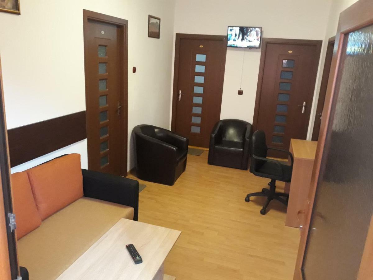 Vila Arjana Orşova Екстериор снимка
